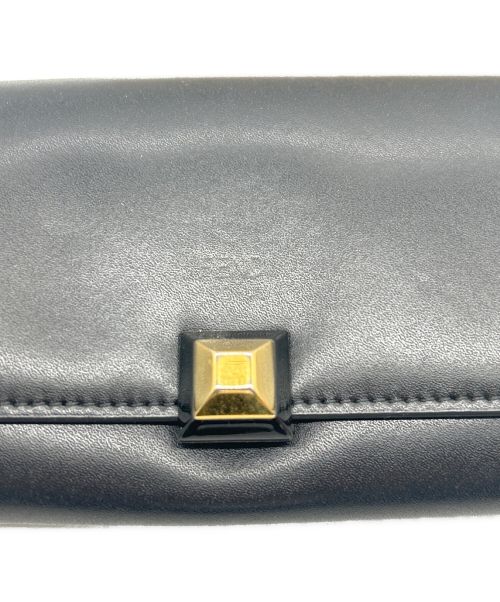 FENDI（フェンディ）FENDI (フェンディ) 長財布 ブラックの古着・服飾アイテム