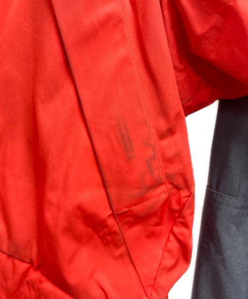 NIKE ACG（ナイキエーシージー）NIKE ACG (ナイキエージーシー) ジャケット レッド×ブラック サイズ:Mの古着・服飾アイテム