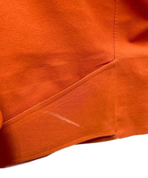ARC'TERYX（アークテリクス）ARC'TERYX (アークテリクス) マウンテンパーカー オレンジ サイズ:XSの古着・服飾アイテム