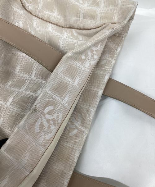 CHANEL（シャネル）CHANEL (シャネル) トートバッグ ベージュの古着・服飾アイテム
