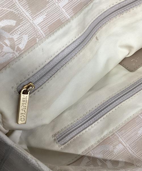 CHANEL（シャネル）CHANEL (シャネル) トートバッグ ベージュの古着・服飾アイテム