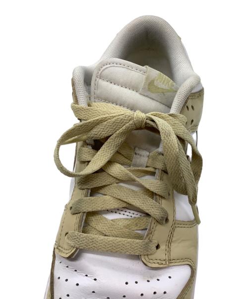 NIKE（ナイキ）NIKE (ナイキ) スニーカー ホワイト×ベージュ サイズ:26.5㎝の古着・服飾アイテム