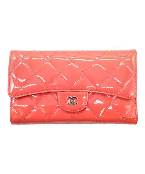CHANEL（シャネル）CHANEL (シャネル) 3つ折り財布 レッドの古着・服飾アイテム
