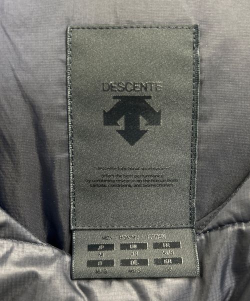 Descente ALLTERRAIN×JARNAL STANDARD（デサントオルテライン×ジャーナルスタンダード）Descente ALLTERRAIN×JARNAL STANDARD (デサントオルテライン×ジャーナルスタンダード) ダウンシャツ ネイビー サイズ:Mの古着・服飾アイテム