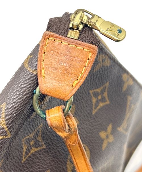 LOUIS VUITTON（ルイ ヴィトン）LOUIS VUITTON (ルイ ヴィトン) ポーチ / 	ポシェット・アクセソワールの古着・服飾アイテム