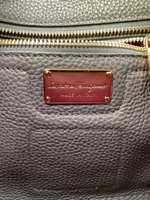 Salvatore Ferragamo（サルヴァトーレ フェラガモ）Salvatore Ferragamo (サルヴァトーレ フェラガモ) 2WAYショルダーバッグ グレー×パープルの古着・服飾アイテム