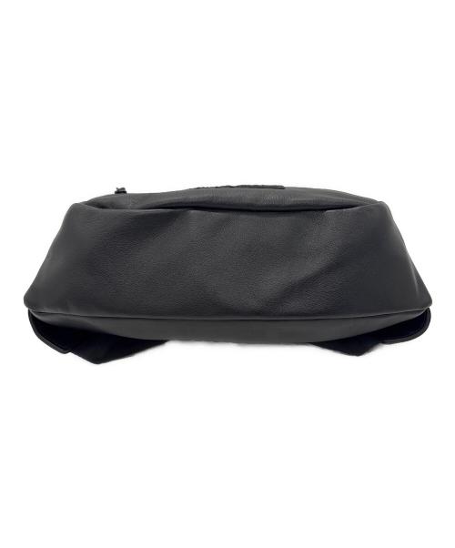 SUPREME（シュプリーム）SUPREME (シュプリーム) 24FW Leather Waist Bag ブラックの古着・服飾アイテム