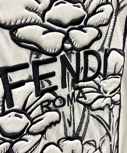 FENDI（フェンディ）FENDI (フェンディ) カットソー / カリフォルニアスカイフラワー ホワイト サイズ:XSの古着・服飾アイテム