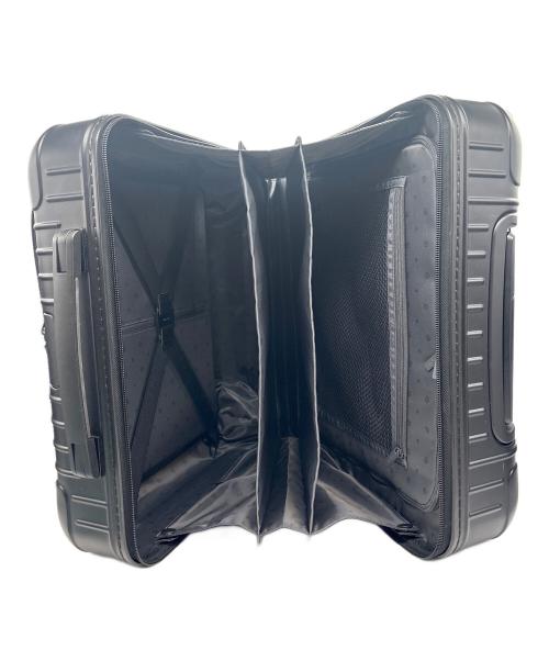 RIMOWA（リモワ）RIMOWA (リモワ) キャリーバッグ ブラックの古着・服飾アイテム