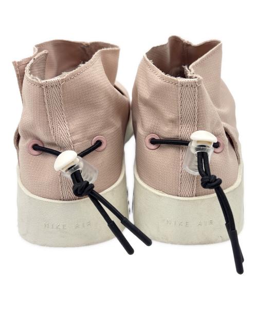 NIKE（ナイキ）NIKE (ナイキ) ハイカットスニーカー / Air Fear of God Moc(エアフィアオブゴッドモック) ピンク サイズ:US 12の古着・服飾アイテム