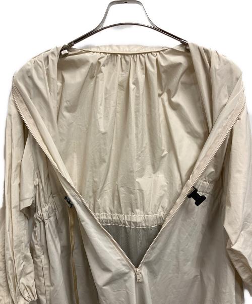 AK+1（エーケーワン）AK+1 (エーケーワン) 長袖ワンピース ベージュ サイズ:36の古着・服飾アイテム