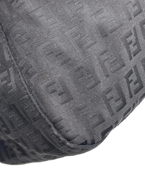 FENDI（フェンディ）FENDI (フェンディ) ハンドバッグ / ズッカ ブラックの古着・服飾アイテム