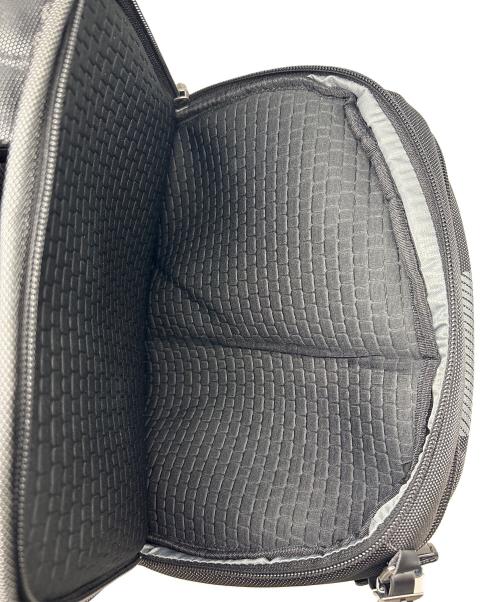 TUMI（トゥミ）TUMI (トゥミ) バックパック ブラック×グレーの古着・服飾アイテム