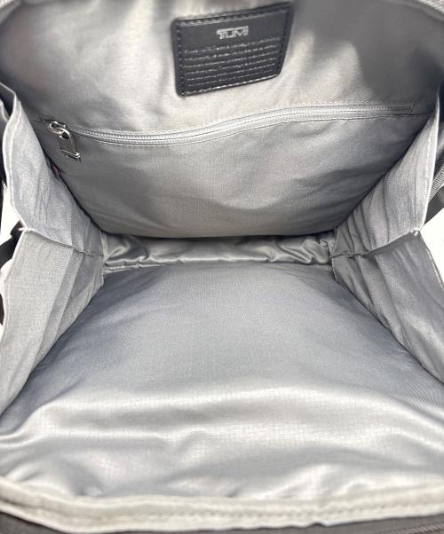 TUMI（トゥミ）TUMI (トゥミ) バックパック ブラック×グレーの古着・服飾アイテム