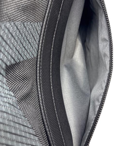 TUMI（トゥミ）TUMI (トゥミ) バックパック ブラック×グレーの古着・服飾アイテム