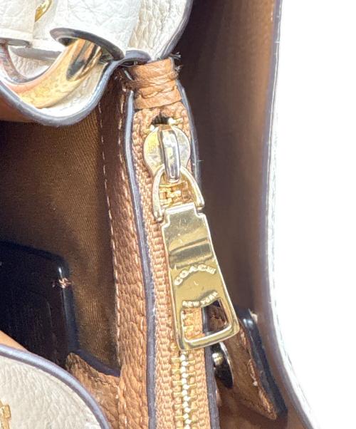 COACH（コーチ）COACH (コーチ) 2WAYショルダーバッグ ベージュの古着・服飾アイテム