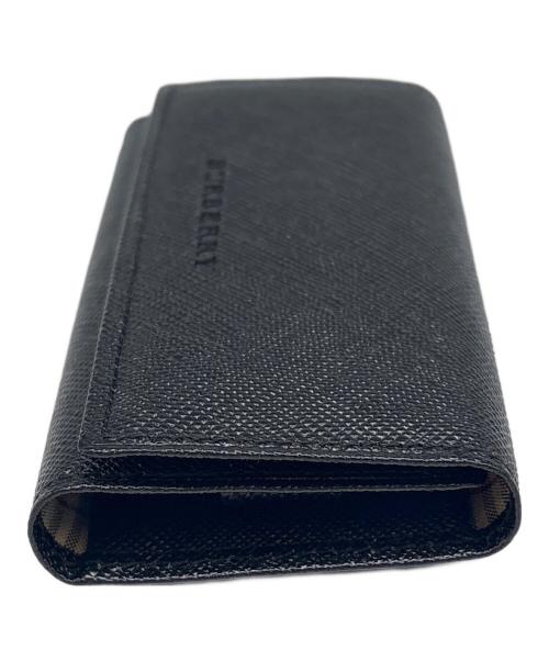 BURBERRY（バーバリー）BURBERRY (バーバリー) キーケース ブラックの古着・服飾アイテム