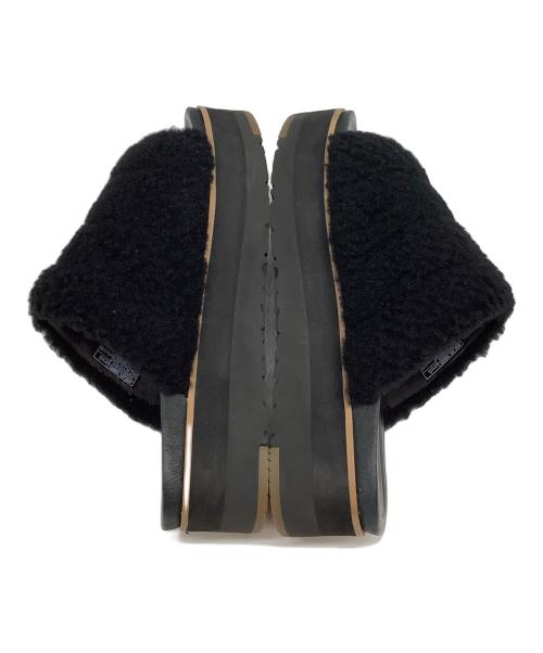 UGG（アグ）UGG (アグ) サンダル ブラック サイズ:22.5㎝の古着・服飾アイテム
