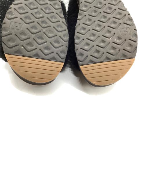 UGG（アグ）UGG (アグ) サンダル ブラック サイズ:22.5㎝の古着・服飾アイテム