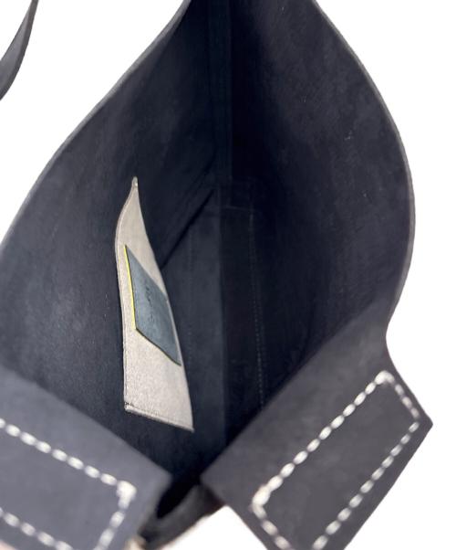 zattu（ザッツ）zattu (ザッツ) ショルダーバッグ / CONCH マイクロファイバースエード ブラックの古着・服飾アイテム