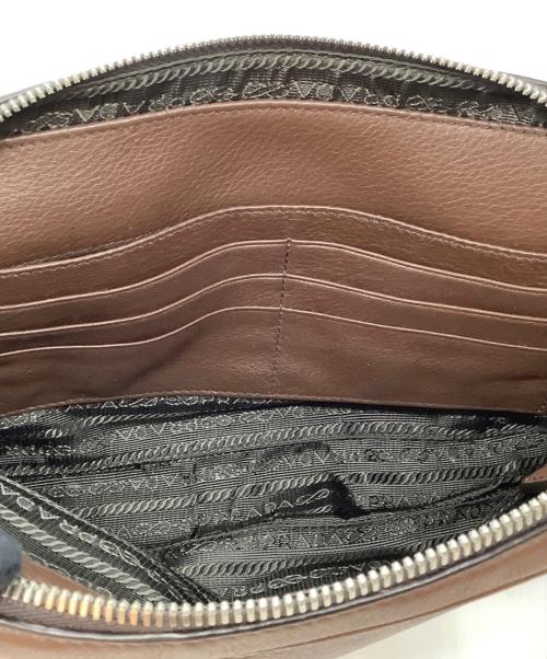 PRADA（プラダ）PRADA (プラダ) セカンドバッグ/PRADA ブラウンの古着・服飾アイテム