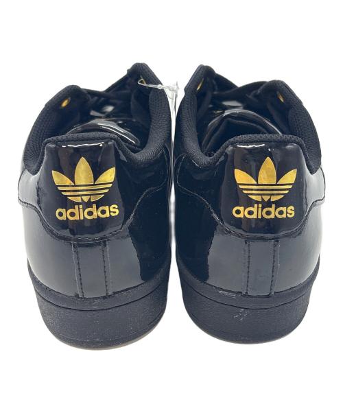 adidas（アディダス）adidas (アディダス) スニーカー / SUPER STAR METAL TOE W(スーパースター メタル トゥ) ブラック×ゴールド サイズ:US 10の古着・服飾アイテム