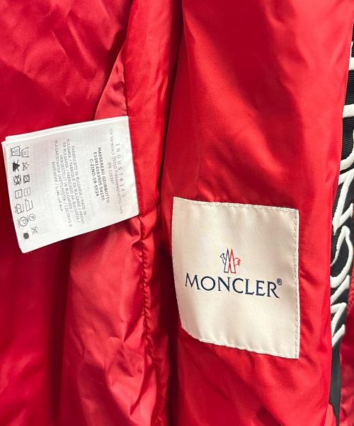 MONCLER（モンクレール）MONCLER (モンクレール) ナイロンジャケット レッドの古着・服飾アイテム