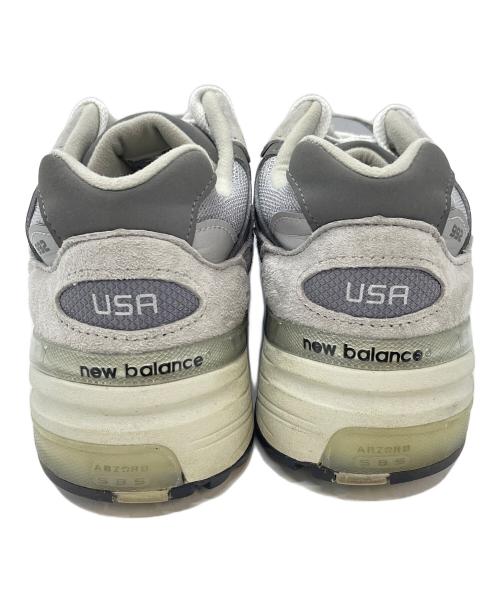NEW BALANCE（ニューバランス）NEW BALANCE (ニューバランス) スニーカー シルバー×グレー サイズ:US 9の古着・服飾アイテム