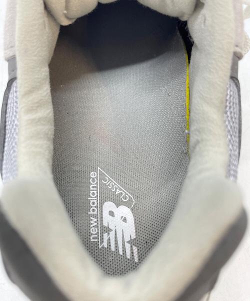 NEW BALANCE（ニューバランス）NEW BALANCE (ニューバランス) スニーカー シルバー×グレー サイズ:US 9の古着・服飾アイテム