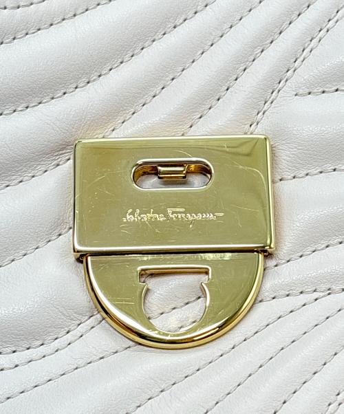 Salvatore Ferragamo（サルヴァトーレ フェラガモ）Salvatore Ferragamo (サルヴァトーレ フェラガモ) 2WAYバッグ ライトピンクの古着・服飾アイテム