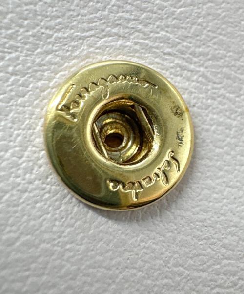 Salvatore Ferragamo（サルヴァトーレ フェラガモ）Salvatore Ferragamo (サルヴァトーレ フェラガモ) 2つ折り財布 ライトピンクの古着・服飾アイテム