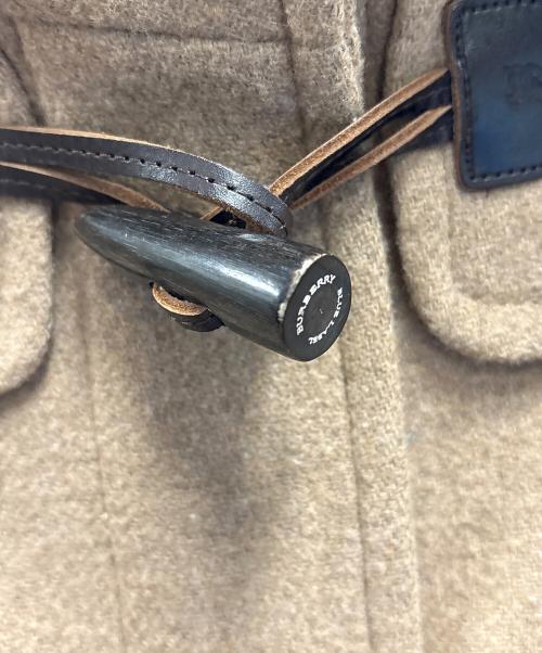 BURBERRY（バーバリー）BURBERRY (バーバリー) ダッフルコート カーキ サイズ:40の古着・服飾アイテム