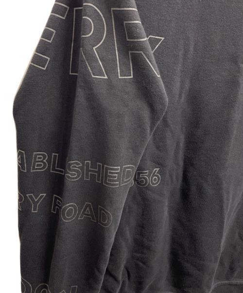 BURBERRY（バーバリー）BURBERRY (バーバリー) ホースフェリープリントロゴ長袖スウェット ブラック サイズ:Mの古着・服飾アイテム