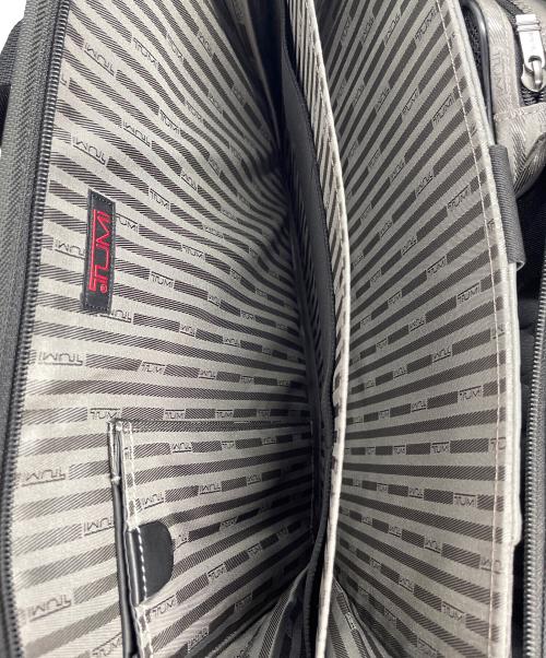 TUMI（トゥミ）TUMI (トゥミ) ビジネスバッグ ブラックの古着・服飾アイテム