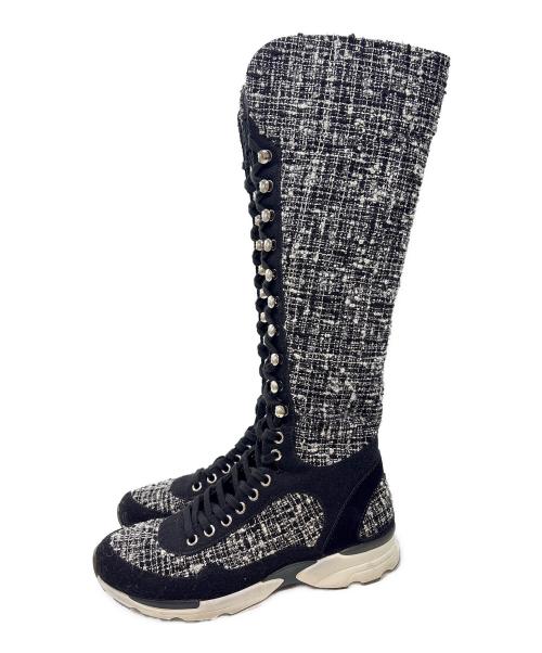 CHANEL（シャネル）CHANEL (シャネル) ラウンドトゥ ココマークロングブーツ ブラック サイズ:37の古着・服飾アイテム