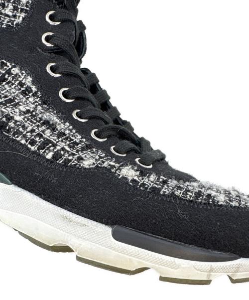 CHANEL（シャネル）CHANEL (シャネル) ラウンドトゥ ココマークロングブーツ ブラック サイズ:37の古着・服飾アイテム