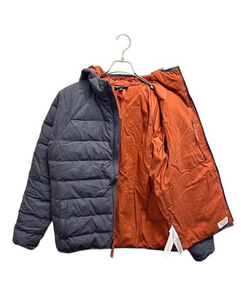 Patagonia（パタゴニア）Patagonia (パタゴニア) ダウンジャケット ブラック×ブラウン サイズ:Sの古着・服飾アイテム