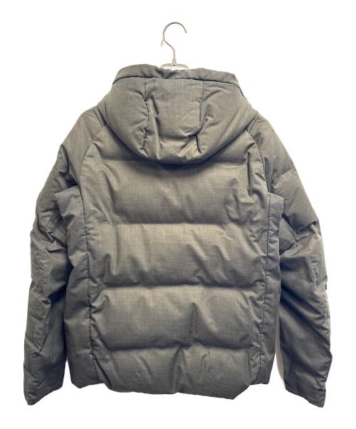 DESCENTE ALLTERRAIN（デザイント オルテライン）DESCENTE ALLTERRAIN (デザイント オルテライン) ダウンジャケット グレー サイズ:Mの古着・服飾アイテム