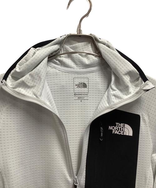 THE NORTH FACE（ザ ノース フェイス）THE NORTH FACE (ザ ノース フェイス) ジップパーカー ライトグレー サイズ:Mの古着・服飾アイテム