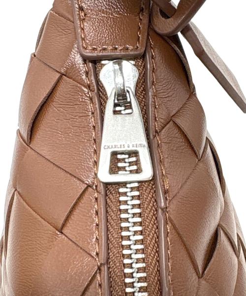 CHARLES & KEITH（チャールズアンドキース）CHARLES & KEITH (チャールズアンドキース) ショルダーバッグ ブラウンの古着・服飾アイテム