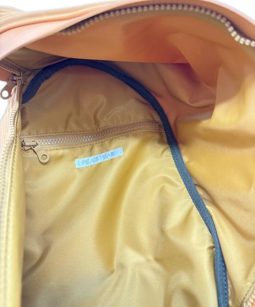 PLEATS PLEASE（プリーツプリーズ）PLEATS PLEASE (プリーツプリーズ) リュック オレンジの古着・服飾アイテム