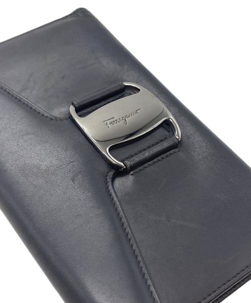 Salvatore Ferragamo（サルヴァトーレ フェラガモ）Salvatore Ferragamo (サルヴァトーレ フェラガモ) 長財布 ブラックの古着・服飾アイテム