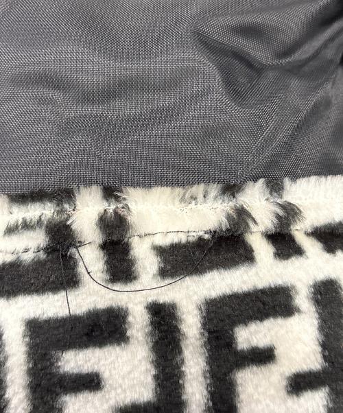 FENDI JEANS（フェンディ ジーンズ）FENDI JEANS (フェンディ ジーンズ) コート ブラック サイズ:不明の古着・服飾アイテム