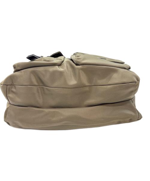 TUMI（トゥミ）TUMI (トゥミ) ショルダーバッグ カーキの古着・服飾アイテム