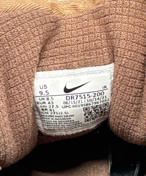 NIKE（ナイキ）NIKE (ナイキ) スニーカー ブラウン サイズ:US 9.5の古着・服飾アイテム