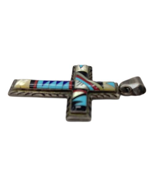 RM（アールエム）RM (アールエム) クロスペンダントトップ ブルーの古着・服飾アイテム