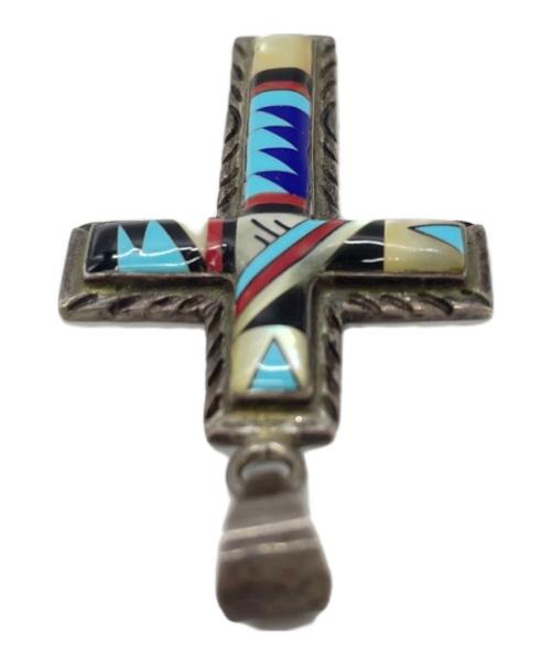 RM（アールエム）RM (アールエム) クロスペンダントトップ ブルーの古着・服飾アイテム