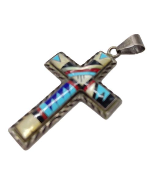 RM（アールエム）RM (アールエム) クロスペンダントトップ ブルーの古着・服飾アイテム