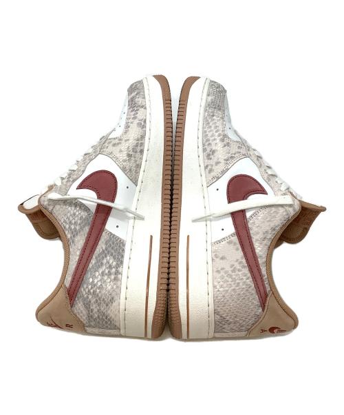 NIKE（ナイキ）NIKE (ナイキ) スニーカー ホワイト サイズ:27.5㎝の古着・服飾アイテム