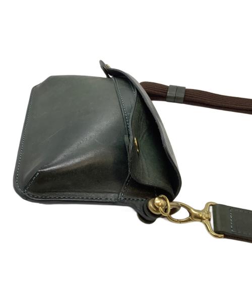 BEERBELLY（ビアベリー）BEERBELLY (ビアベリー) レザーショルダーバッグ グリーンの古着・服飾アイテム